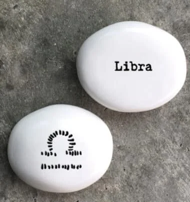 Libra pebble